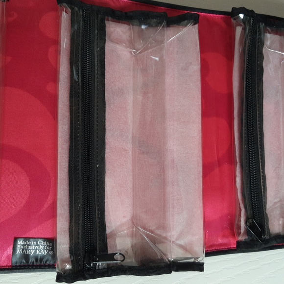 Mary Kay Travel Bag - Picture 3 of 4